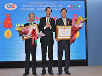 Bí thư, Phó Bí thư Đảng ủy Tổng Công ty Công nghiệp Sài Gòn được trao tặng Huân chương Lao động của Chủ tịch nước